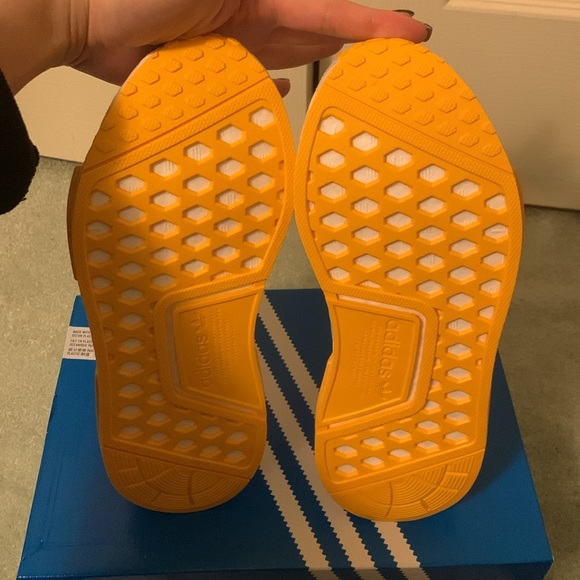 ADIDAS NMD_R1 STRAP SHOES-Women’s Size 7.5-cloud white/collegiate gold BNIB - Picture 13 of 16